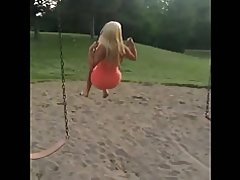 Un cuplu de rasfatata pawgs!!!